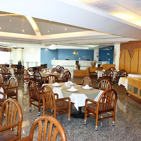 ホテル サン ファン パーク San Juan del Río エクステリア 写真 The restaurant at the hotel