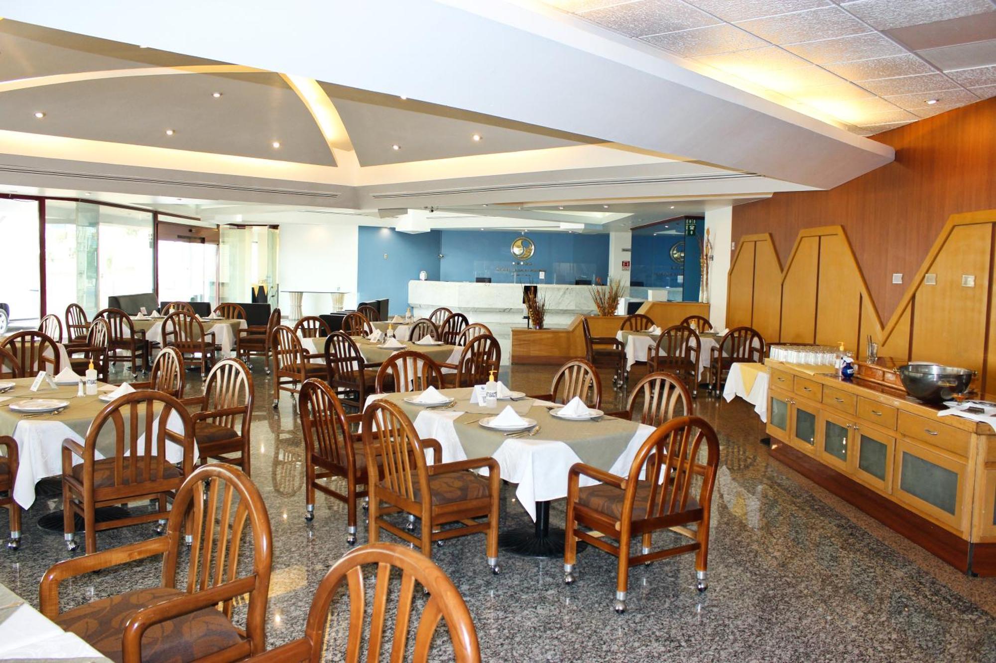 ホテル サン ファン パーク San Juan del Río エクステリア 写真 The restaurant at the hotel