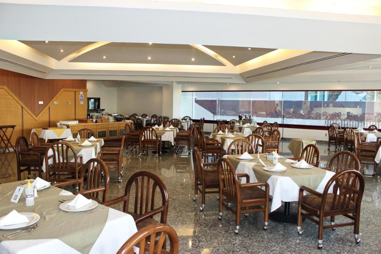 ホテル サン ファン パーク San Juan del Río エクステリア 写真 The restaurant