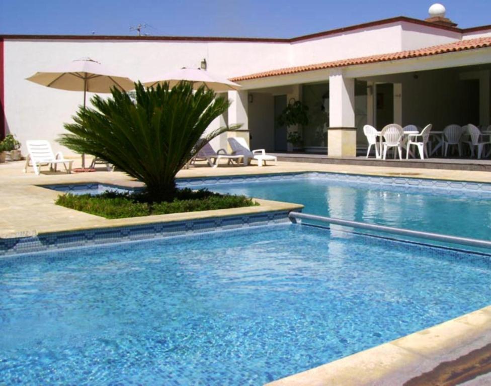 ホテル サン ファン パーク San Juan del Río エクステリア 写真 A swimming pool